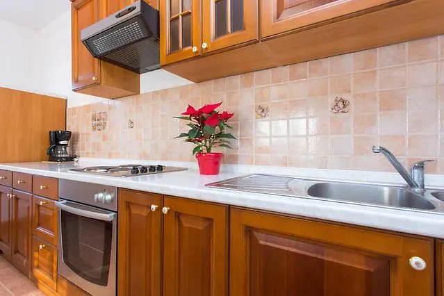 Lucia Guest house