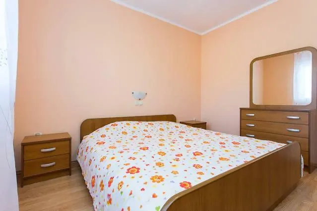 Lucia Guest house